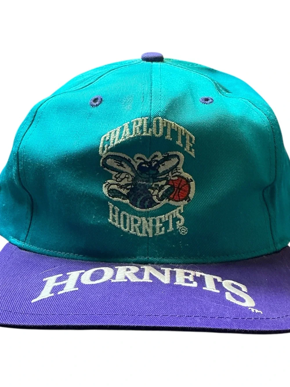 Vintage 90s NBA snapback hat bundle of four Hornets/piston/magic/jazz